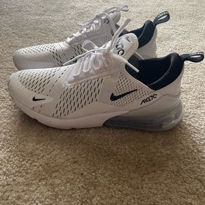 Mens White Nike Air Max 270 Size 10